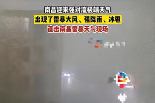 Đỉnh lưu? Một đống người trên tàu điện ngầm đang xem trực tiếp phim tài liệu chống tham nhũng của CCTV.